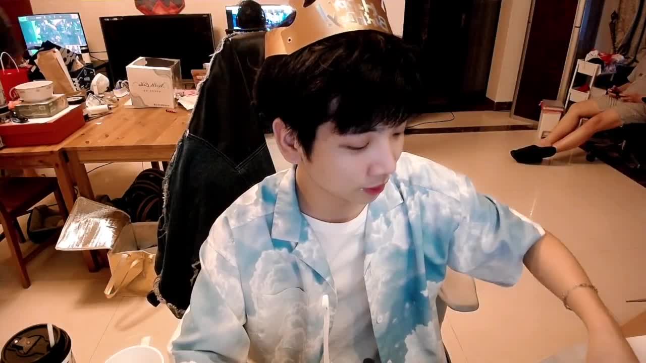 又与这值得的人间多相处了一年 第8段