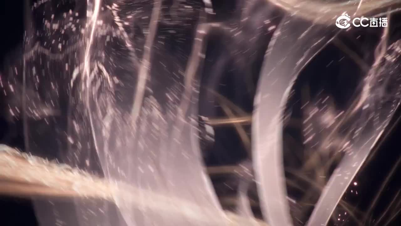 龙卷风锦衣CG