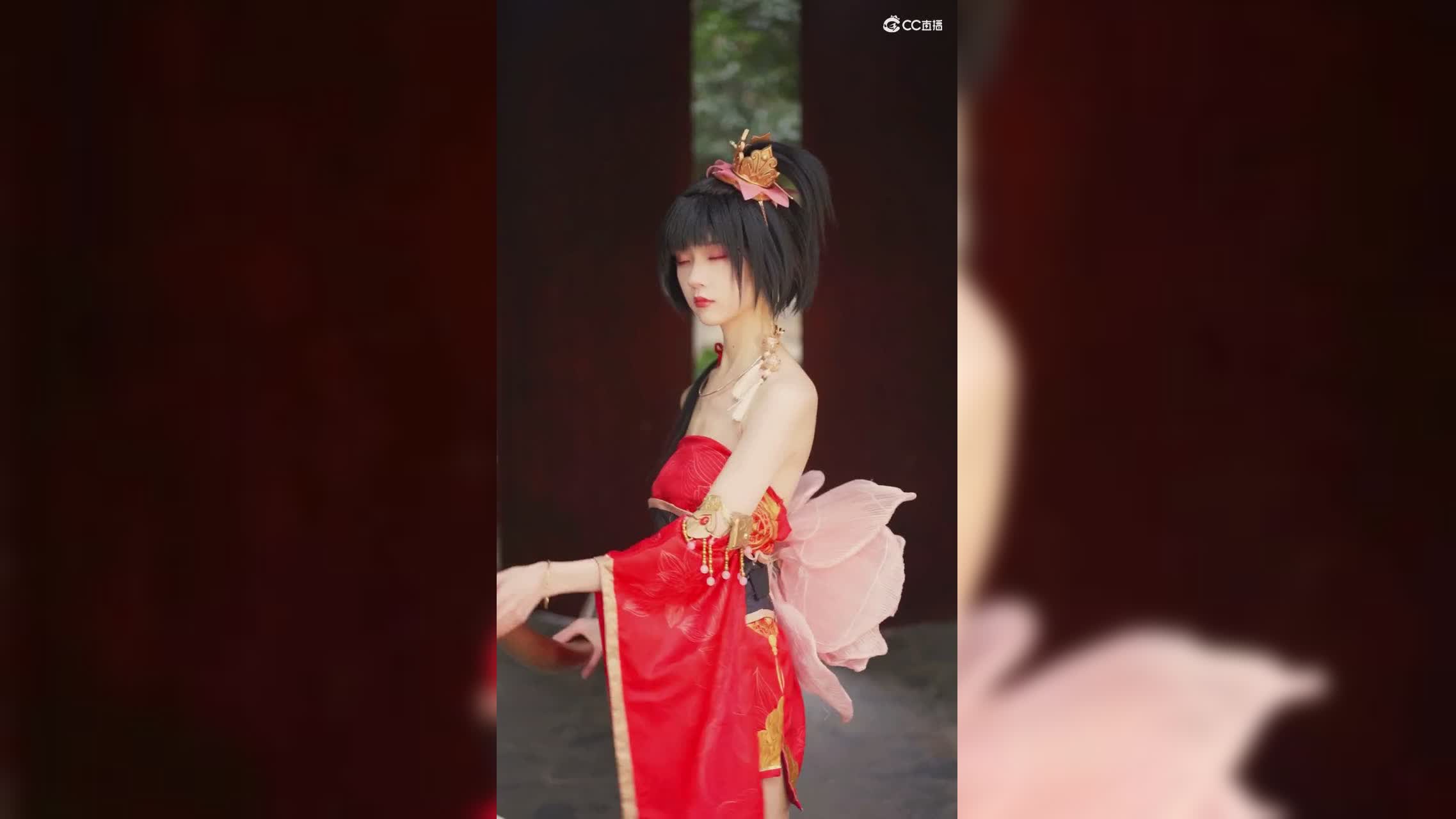 大话曲苑-夜溪灵灯笼摇曳桥边