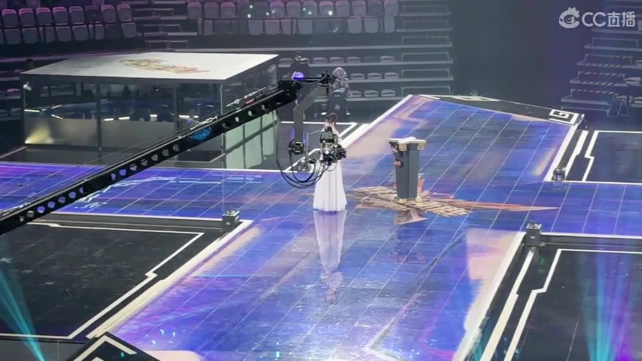 感受下群雄现场吧 第4段