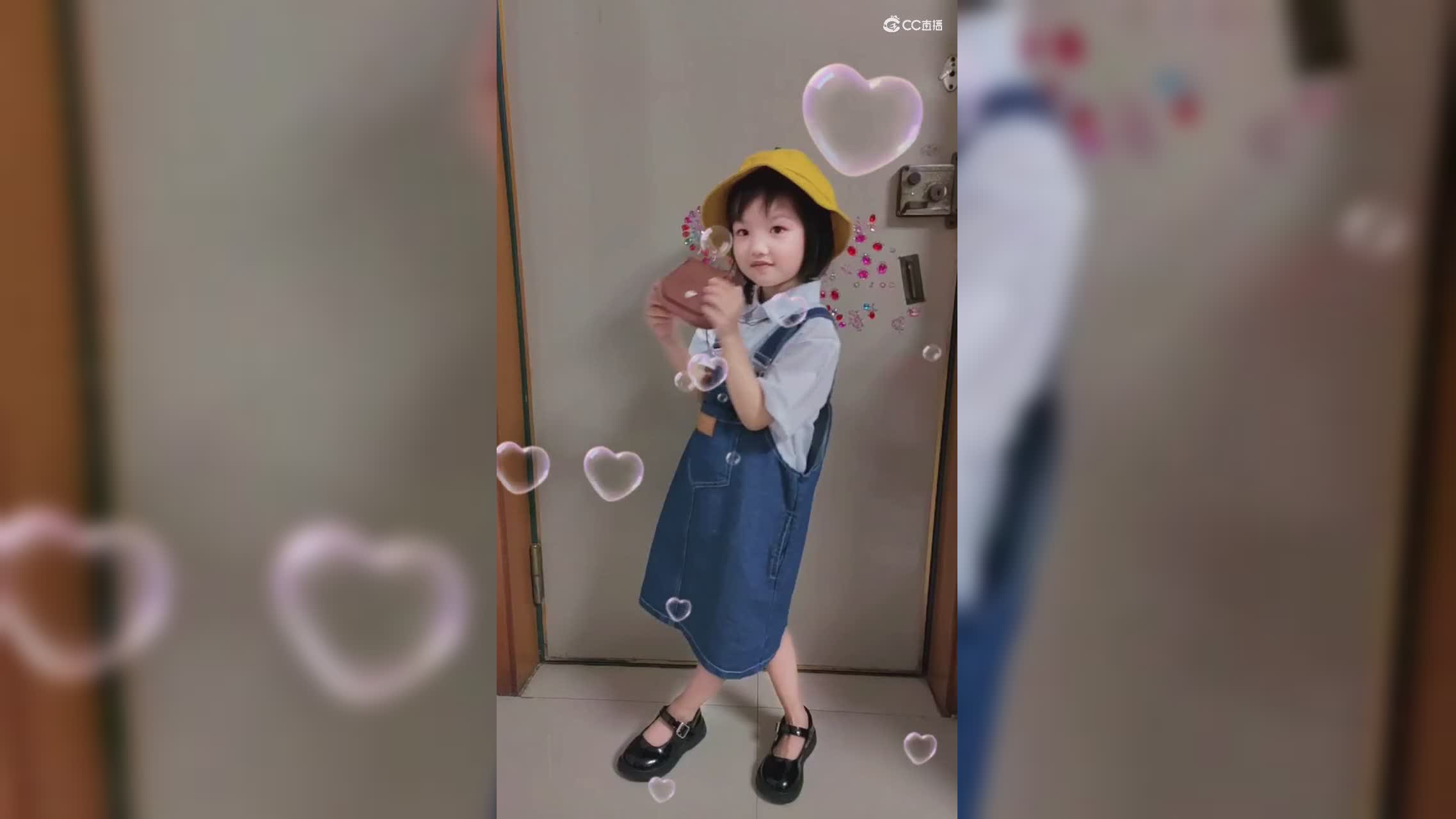 你的新手任务有遇见的是这个小墨菲，还是阿列克谢啊？