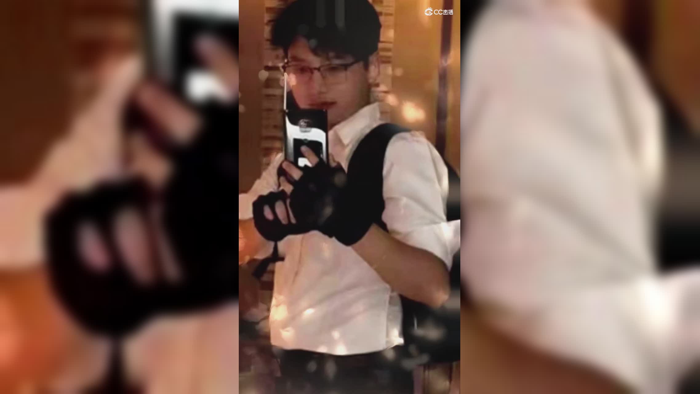 我看熊哥也是风韵犹存，这么帅气的亚瑟谁不爱呀 啊哈哈哈
