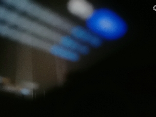 距离你只有一个屏幕
